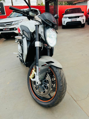 Imagem 3 de 8 de Mv Agusta Brutale 800 Branco 2015