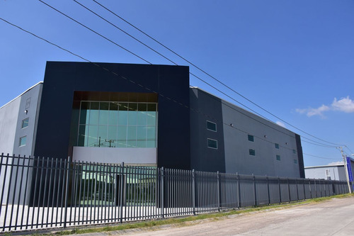 Nave Ind De 6,920 M2 / Divisible / León Gto