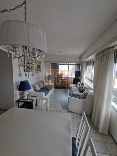 Imagen 4 de 14 de Apartamento En Peninsula, 2 Dormitorios *