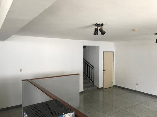 Imagen 11 de 14 de 392611 Anthony M 0424-4338703 Venta Galpon Zona Industrial