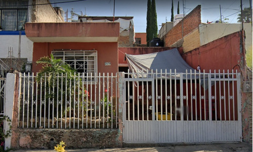 Remato Casa En: Hacienda Las Flores 2578, Lomas De Oblatos, 44720 Guadalajara, Jal.
