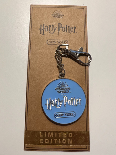 Imagen 1 de 2 de Llavero Harry Potter Limited Edition New York Store