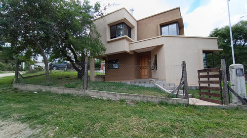 Venta Casa Tanti Excelente Calidad Constructiva