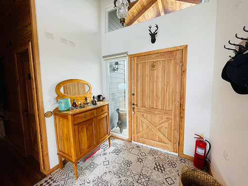 Se Vende Casa Con Vista Lago Y Volcán