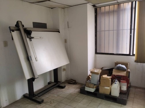 Imagen 5 de 15 de Oficina O Local (puede Ser Utilizado A Gusto Personal) En Alquiler Ubicado En Boleita