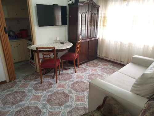 Departamento En Alquiler 24 Meses 2 Ambientes, Zona Centro