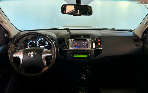 Toyota Hilux SW4 3.0 Srv Cuero 171cv 4x4 5at