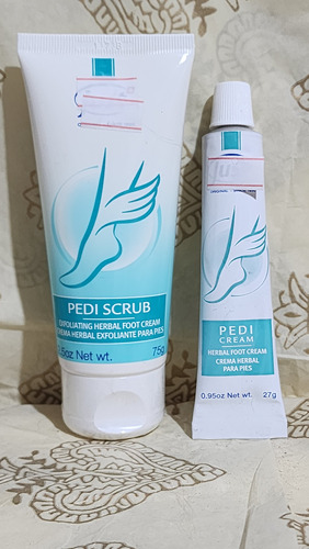 Just Pediscrub Exfoliante Para Pies 75gr + Pedí Cream X 27 G