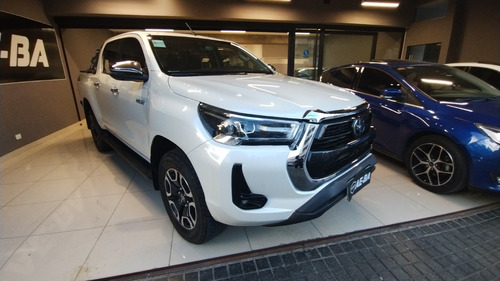 Toyota Hilux 2.8 Cd Srx 177cv 4x4 At