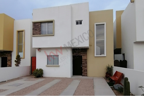 Se Renta Casa En Privada Jimena Residencial, La Paz, B.c.s.