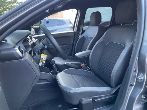 Renault Duster 1.3 Intense Cvt