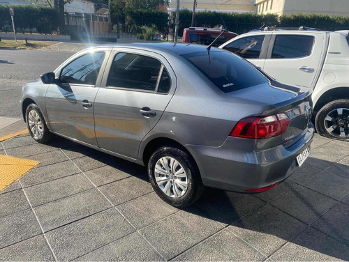 Imagen 2 de 9 de Volkswagen Voyage 2016 1.6 Trenline 101cv