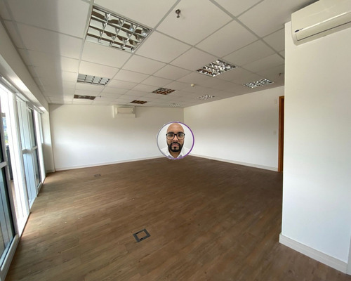 Imagem 16 de 18 de Vendo Sala Comercial Com 58 Metros Privativos, Com Piso Vinílico, Com Aparelho De Ar Condicionado No Manhattan Office Santos. Escritura Grátis - Sa00006 - 70265686