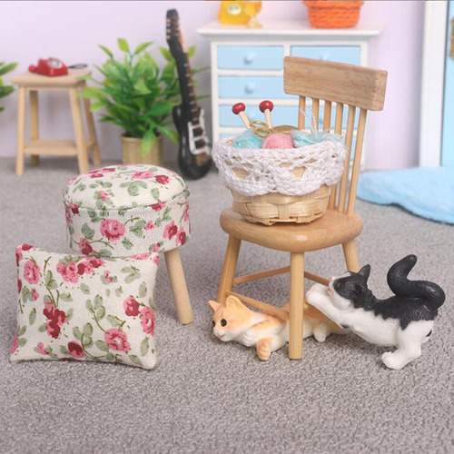 Juego De Silla En Miniatura Para Casa De Muñecas Estilo A