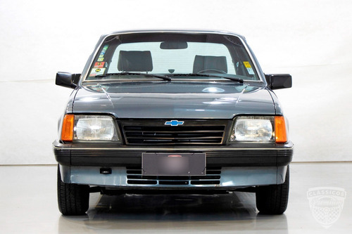 Imagem 2 de 17 de Chevrolet Monza Sl 1988 88 - Placa Preta - 2.700 Km