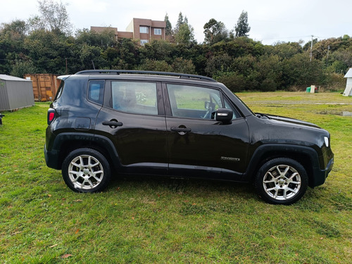 Jeep Renegade 1.8 SPORT LX 4X2 RADIO 7 MT 5P