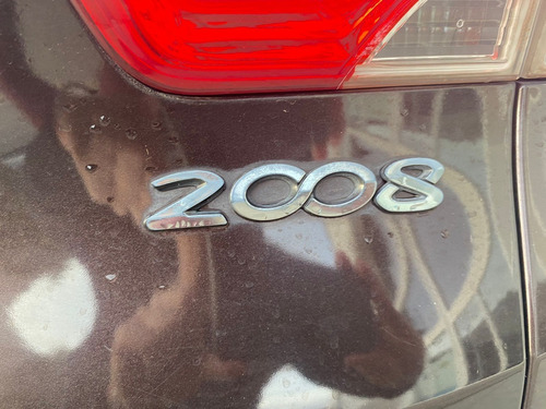 Imagen 11 de 21 de Peugeot 2008 5p Feline 1.6 Manual #gr