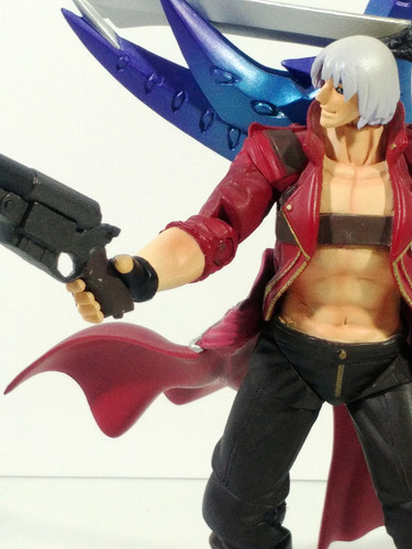Devil May Cry (revoltech) - Dante - Kaiyodo - Completo (leer