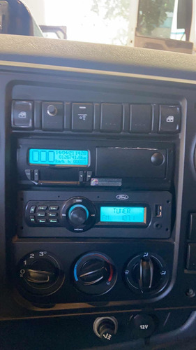 Ford Cargo 2423