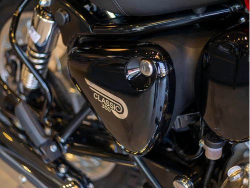 Imagen 22 de 25 de Royal Enfield Classic 350 Chrome Red