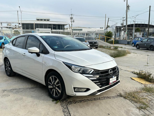 Nissan Versa 1.6 Advance Mt