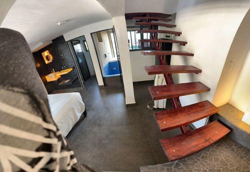 Casa Con Alberca En Privada Con Acceso Y Vista Al Lago De Tequesquitengo