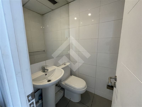 Oficina En Arriendo Metro Manquehue