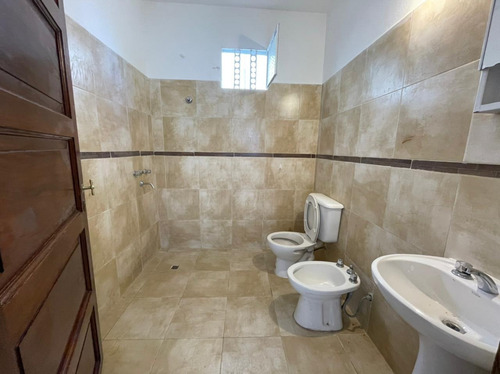 Imagen 9 de 12 de Se Vende Oportunidad De Local/vivienda