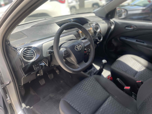 Toyota Etios 1.5 XLS SEDAN 16V FLEX 4P MANUAL