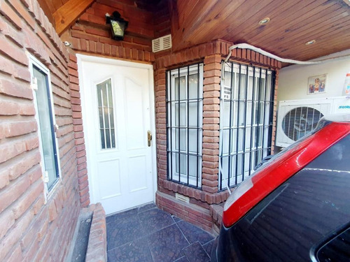 Imagen 2 de 25 de Venta - Casa 6 Ambientes - Los Polvorines