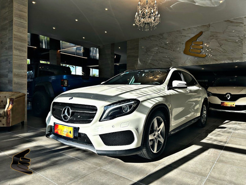 Mercedes-Benz Clase GLA 1.6 Gla250 Amg-line 211cv