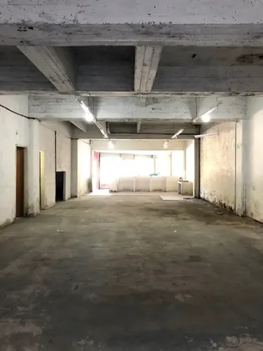 Foto 4 — Zona De Alto Transito Local 186m2 Totales Luz Trifásica Planta Libre
