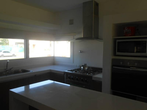 Imagen 12 de 24 de Casa En Venta En Haras Santa Maria Maroto Propiedades