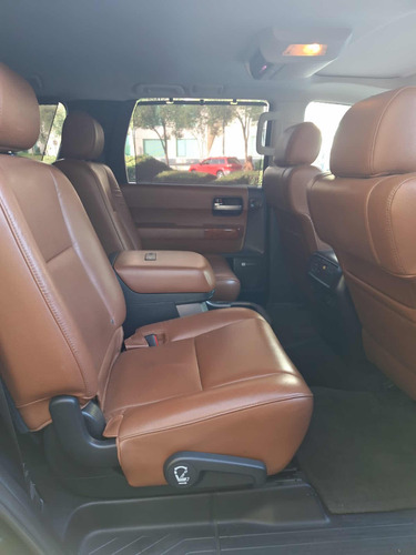 Toyota Sequoia 5.7 Platinum At