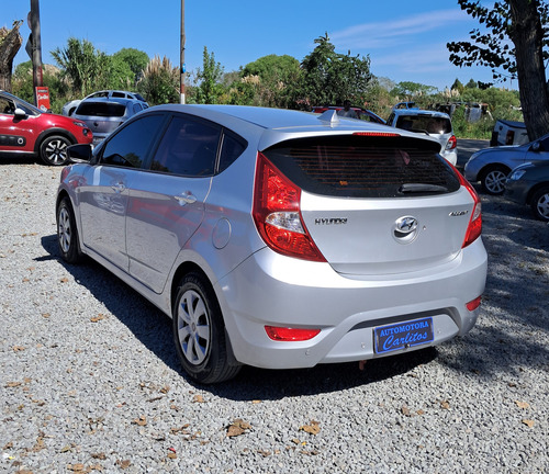 Hyundai Accent 1.4 Cvvt Gl Full Hatchback
