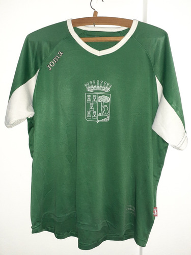 Camiseta De Escuela De Fútbol Teba España. 