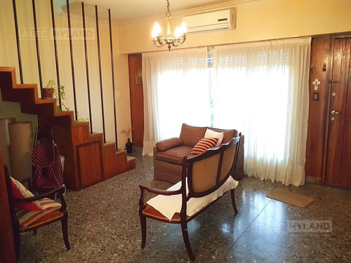 Imagen 4 de 15 de Casa En Venta 4 Ambientes - Mart.-santa Fe/fleming