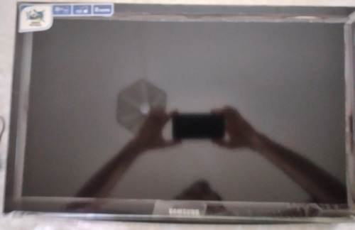 Imagen 4 de 9 de Monitor Televisor Samsung De 24