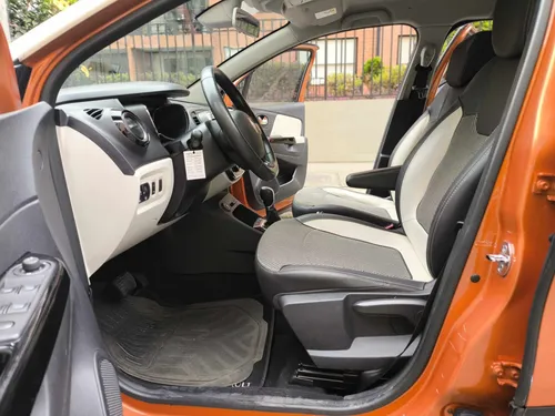 Renault Captur 2.0 Intens Automática