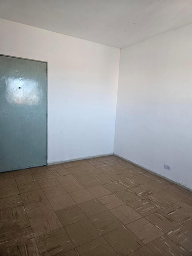 Departamento En Venta - 2 Dormitorios 1 Baño - Dock Sud