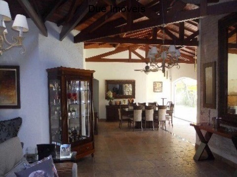 Excelente Chácara No Mosteiro De Itaici: 2.500m² De Terreno, Com Casa Principal, De Hóspede E De Caseiro. - Ch00112 - 33693602