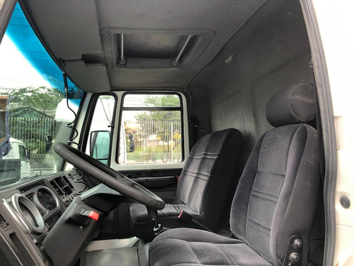 Imagem 7 de 8 de Ford Cargo 815 Ano 2011 Baú Refrigerado