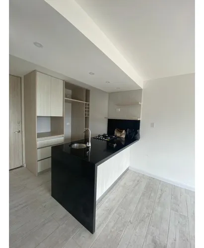 Venta Aparta-estudio De 37mts2 En La Flora, Norte De Cali 8384.