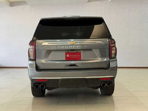 Chevrolet Suburban 6.2 V8 High Country At