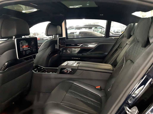 Bmw 750li 4.4 M Sport V8 32v Gasolina - Blindado