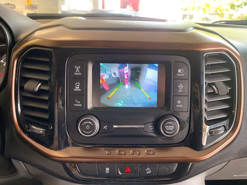 Imagem 7 de 10 de Fiat Toro Volcano Turbo 4x4 2019