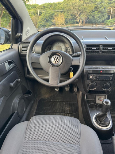 Volkswagen Fox 1.0 Vht Plus Total Flex 5p