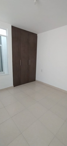 Imagen 18 de 22 de Casa En Renta En Priv. Vittanova, Sgs