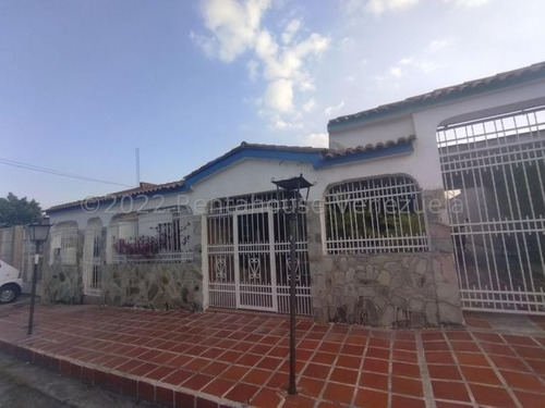 Imagen 1 de 9 de Julio Latouche Vende Casa La Esmeralda 22-17283 Jj35