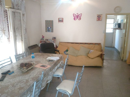 Imagen 14 de 14 de Casa + Departamento En Venta Lote 300m2 , Badaracco 300